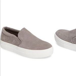 Steve Madden Slip Ons